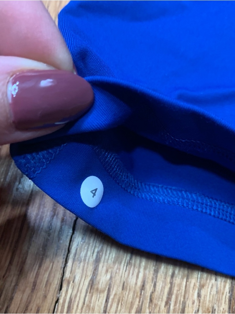 Lululemon Vintage Mesh Racerback Tank Royal Blue Navy Run Gym Size 4 - Picture 2 of 4